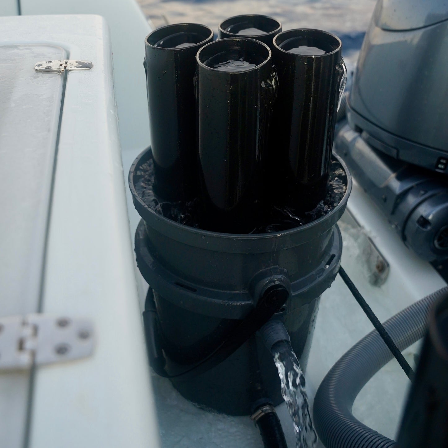 Bonito Bucket Tube- 4 or 2 Hole