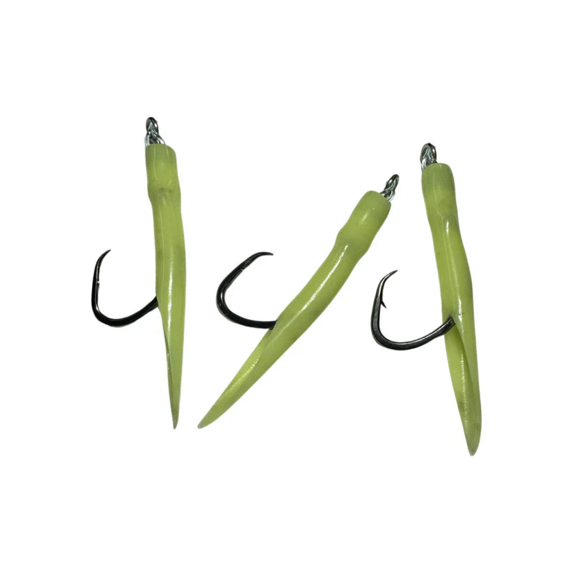 Offset circle hook .R&R Tackle Co. | Premium Saltwater Fishing Tackle. Combine strength, precision, and visibility — perfect for deep drop and bottom fishing. Each hook is pre-rigged with a luminous glow tube that attracts fish in dark or deep waters, giving you a clear advantage during night or offshore trips.