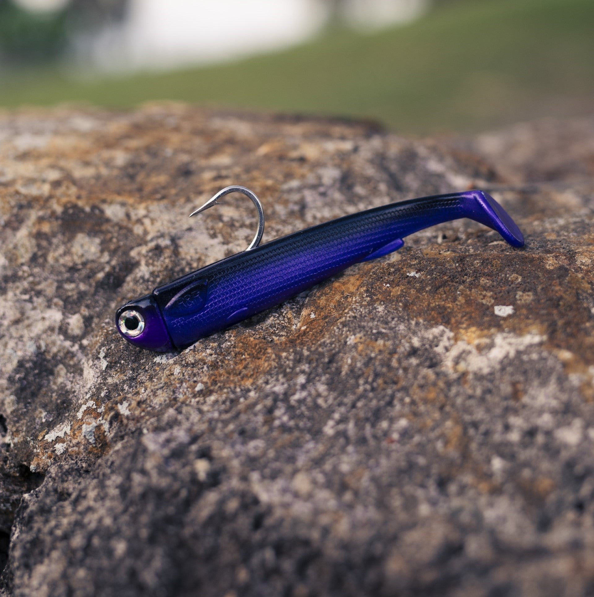 Pre Rigged Slide Baits (2pk) - R&R Tackle Co. | Premium Saltwater Fishing Tackle. Each pack includes 2 jigheads with 2 Black Nickel 7/0 2X Strong Short Shank hooks and 2 soft tails, built to resist corrosion and withstand the fight of large, aggressive fish. 