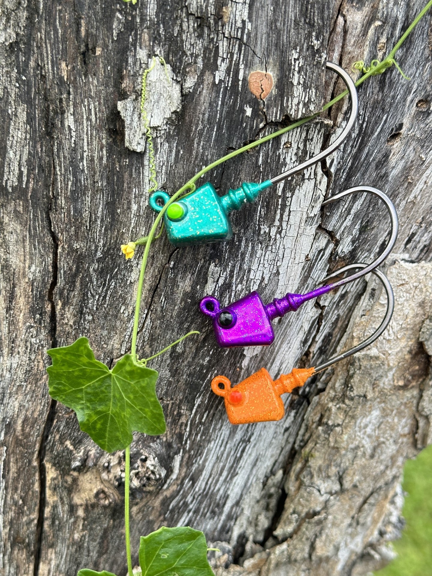 R&R Tackle Co. | Premium Saltwater Fishing Tackle. Aqua, Grape,tangerine shrimp jigheads with 32824 7/0 Black nickel mustad hook