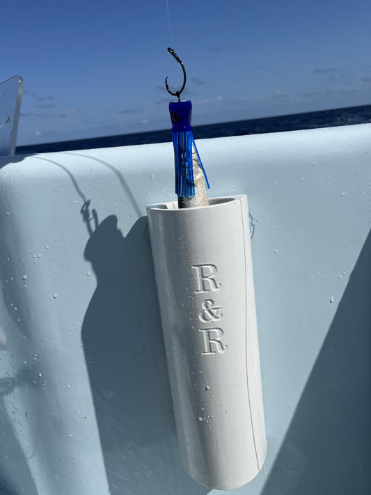 Pitch Tube- Dead Bait - R&R Tackle Co. | Premium Saltwater Fishing Tackle- Insulated bait tube to keep baits fresh and cold for hours. Perfect for baits like mackerels and ballyhoo. Low-profile design to prevent tangles, includes suction cups for easy mounting. Dimensions: 16" x 5" exterior, 14" x 3.5" interior (where the bait sits). Ideal for successful fishing and keeping baits in perfect condition.